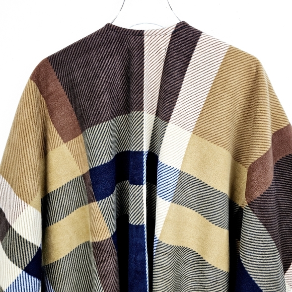 London Fog Colorblock Fringe Fleece Poncho NWT - Picture 8 of 11